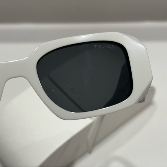 PRADA Authentic Symbole Triangle Logo Sunglasses- White - Picture 3 of 9